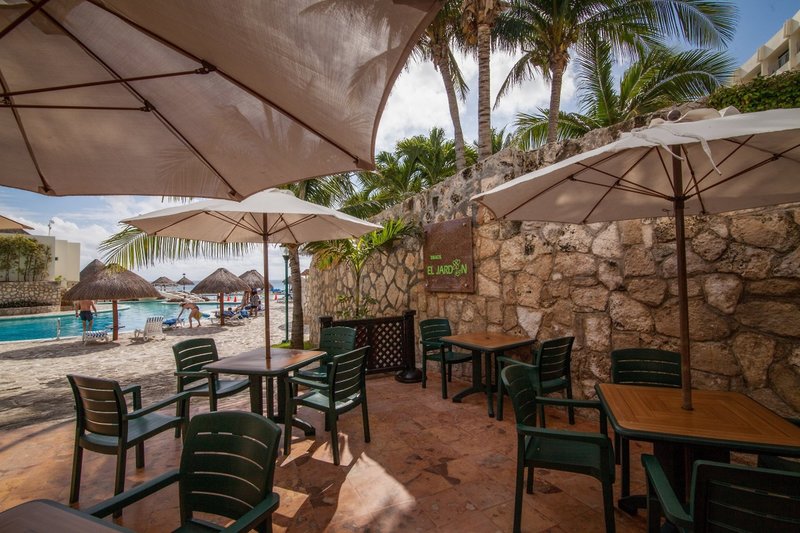 Grand Park Royal Luxury Resort Cancun 7