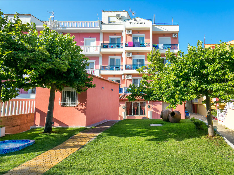 Thalassies & Thalassies Nouveau 3 - Exterior