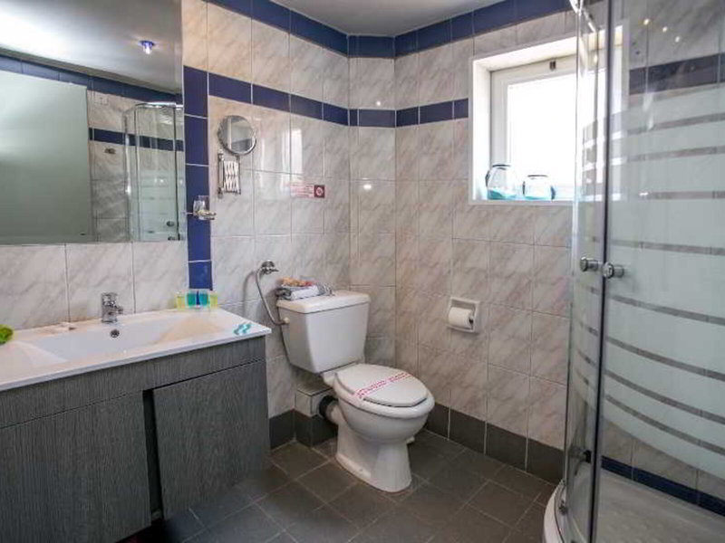 Thalassies & Thalassies Nouveau 37 - Room Example