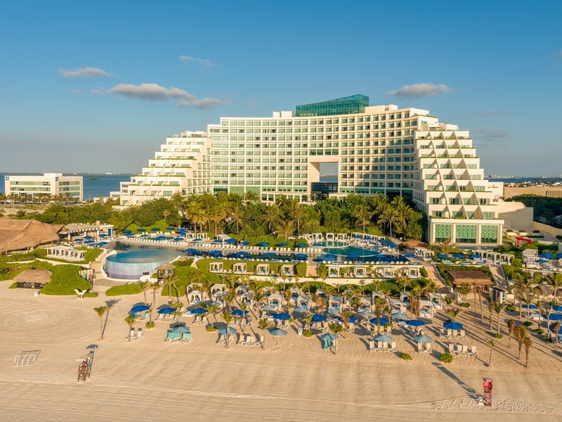 Live Aqua Beach Resort Cancun All Inclusive, Adults Only 1