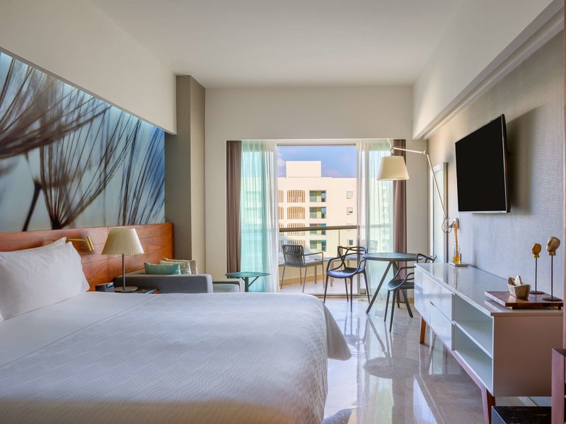 Live Aqua Beach Resort Cancun All Inclusive, Adults Only 17