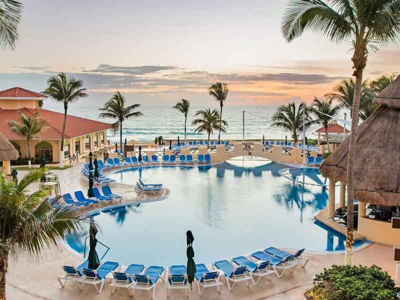 GR Solaris Cancun 10