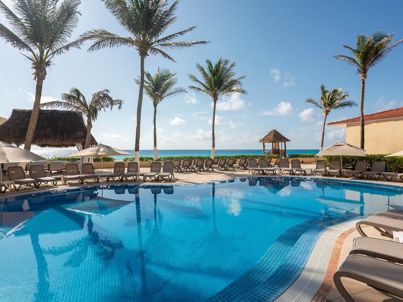 GR Solaris Cancun 19