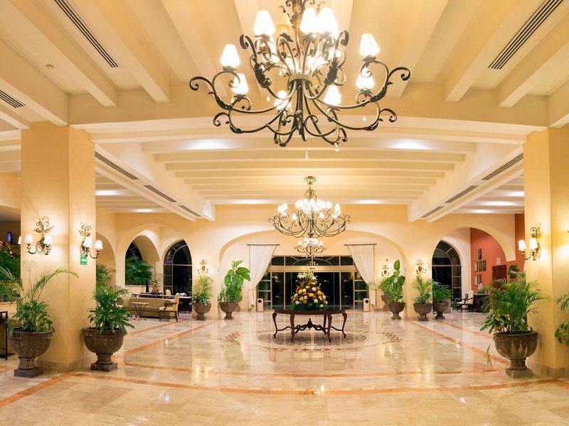 GR Solaris Cancun 22