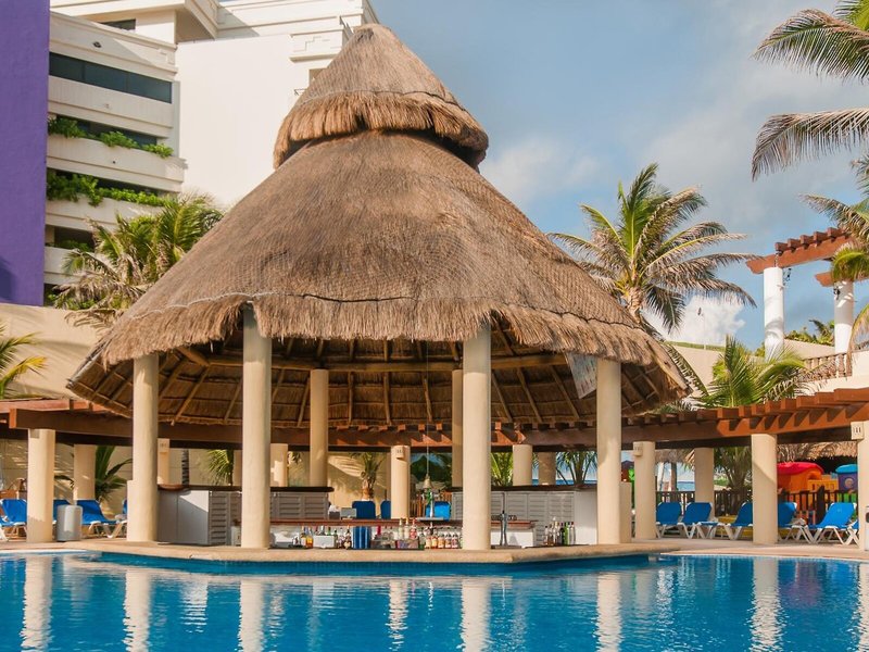 GR Solaris Cancun 23