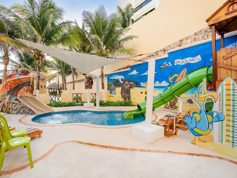 GR Solaris Cancun 43