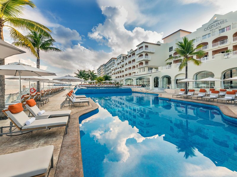 Cozumel Palace 18