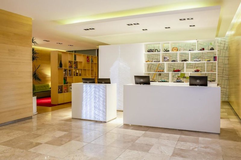 Fiesta Inn Centro Histórico 4