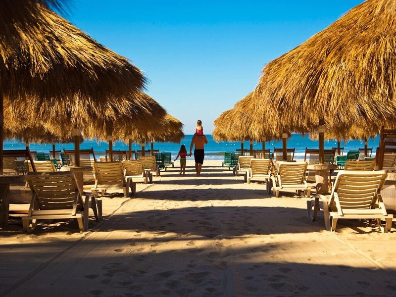 Paradise Village Beach Resort 3