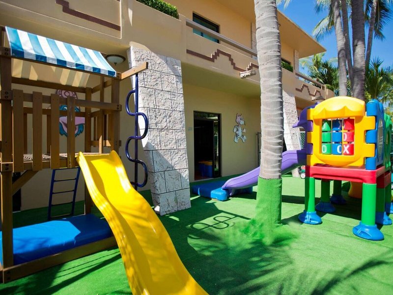 Paradise Village Beach Resort 25