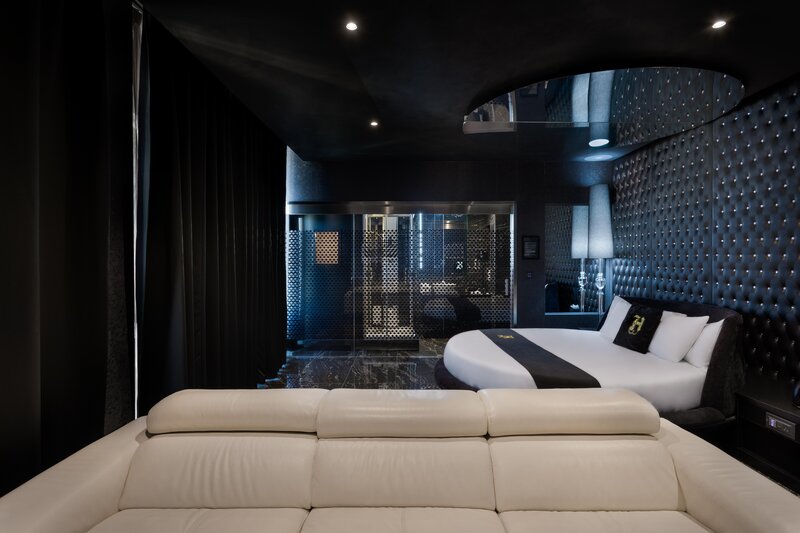 Hugo’s Boutique Hotel 15