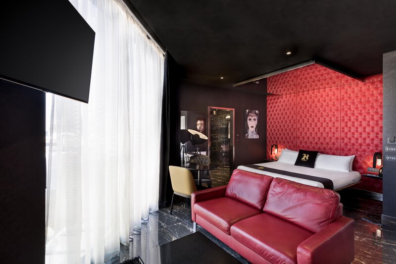 Hugo’s Boutique Hotel 20