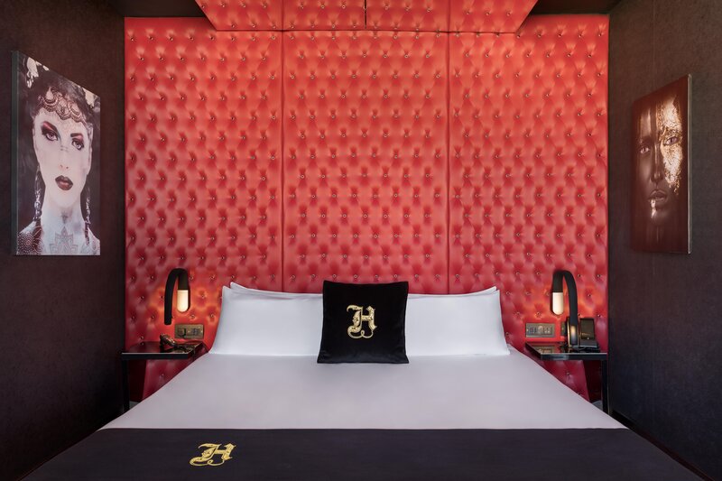 Hugo’s Boutique Hotel 22
