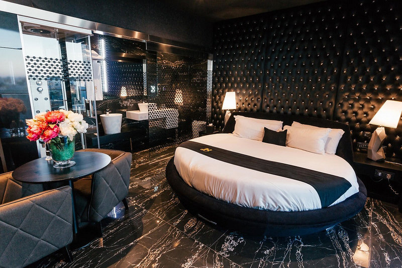 Hugo’s Boutique Hotel 33