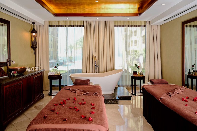 Pullman Resort Al Marjan Island 26