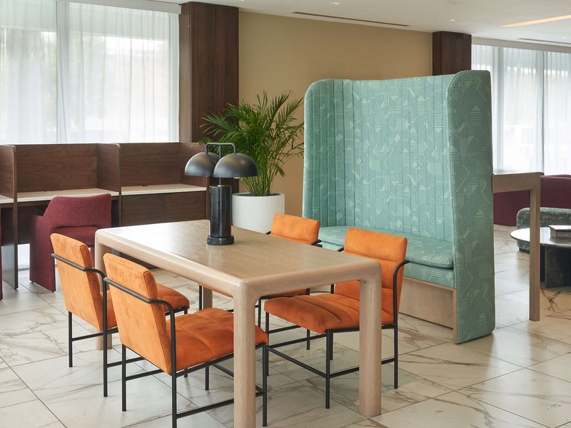 DoubleTree by Hilton Miami North I-95 12