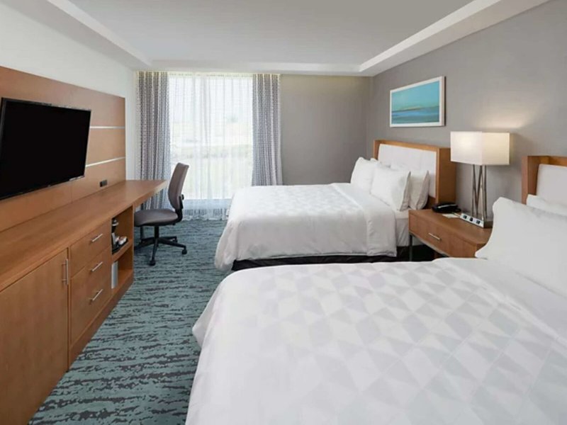 DoubleTree by Hilton Miami North I-95 27