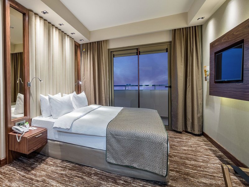 Holiday Inn Antalya - Lara 33