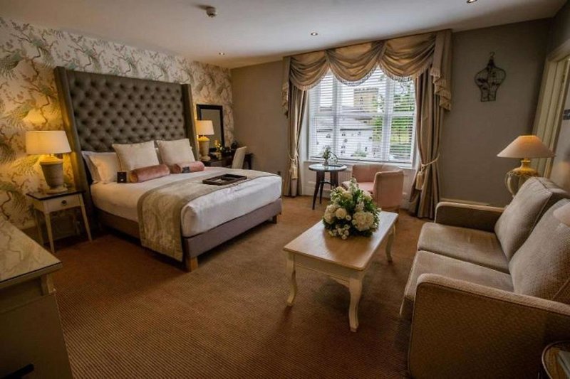 The Woughton House 3
