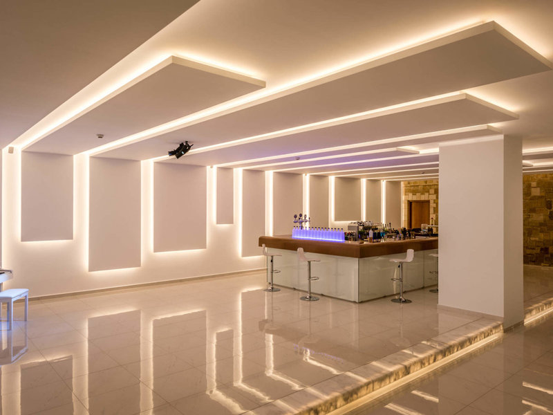 Mediterranean Beach Resort 10