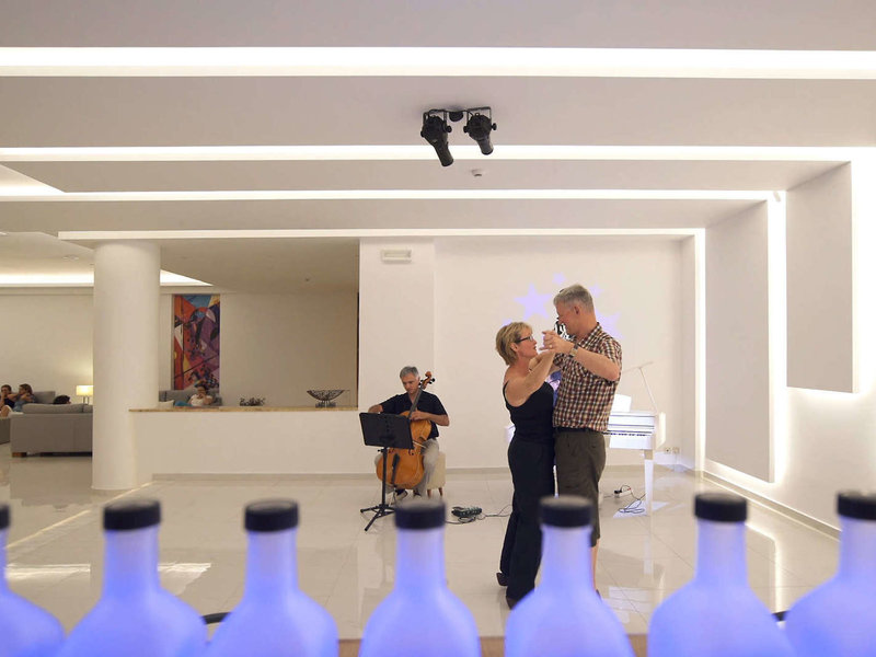 Mediterranean Beach Resort 15