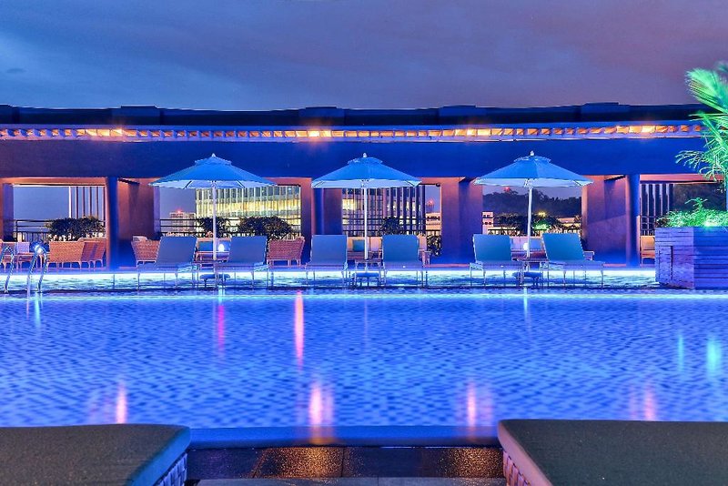 Hilton Kota Kinabalu 3