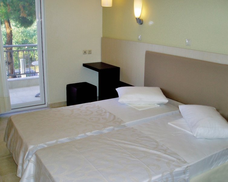 Louloudis Boutique Hotel & Spa 10