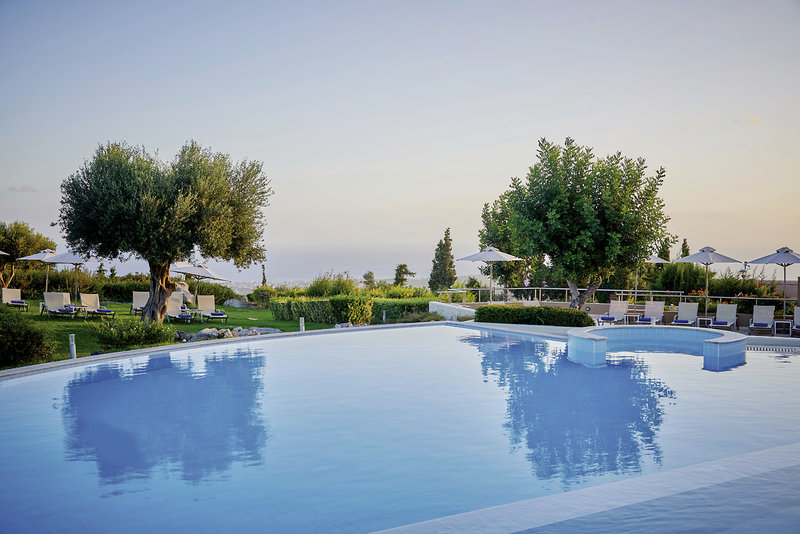 Village Heights Golf Resort 2