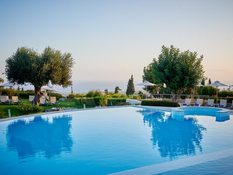 Village Heights Golf Resort 6