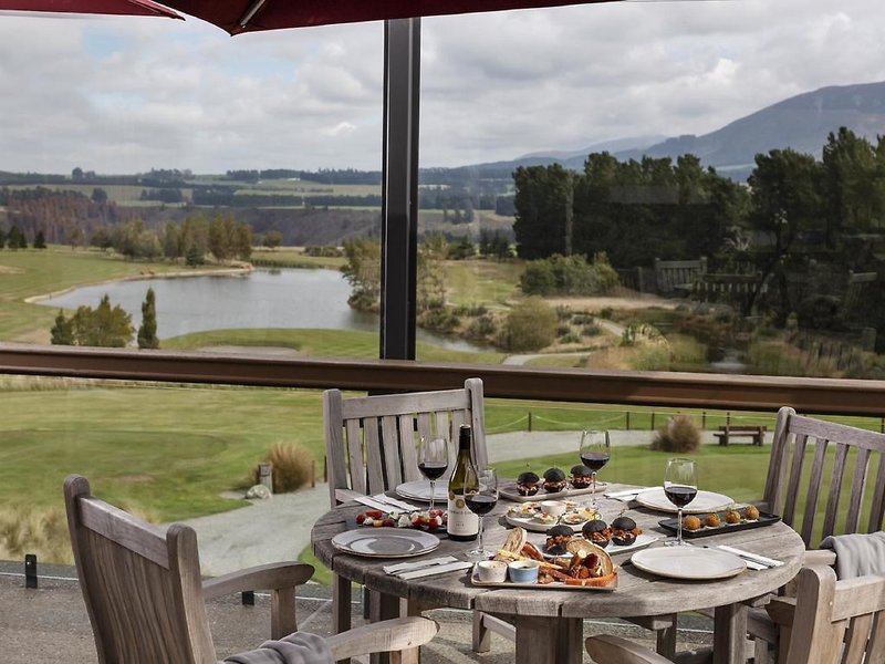 Terrace Downs High Country Resort 4