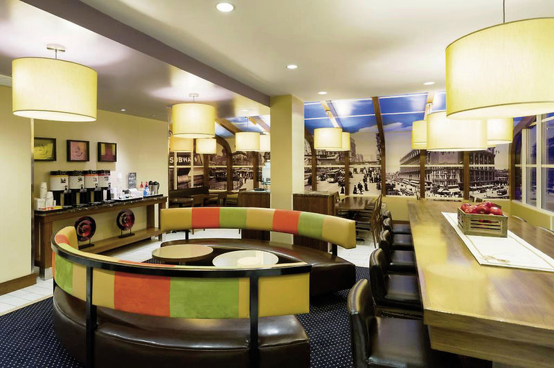 Hampton Inn Manhattan Madison Square Garden 6