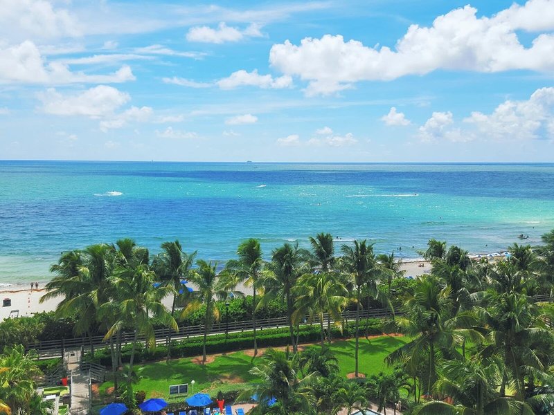 Radisson Resort Miami Beach 7