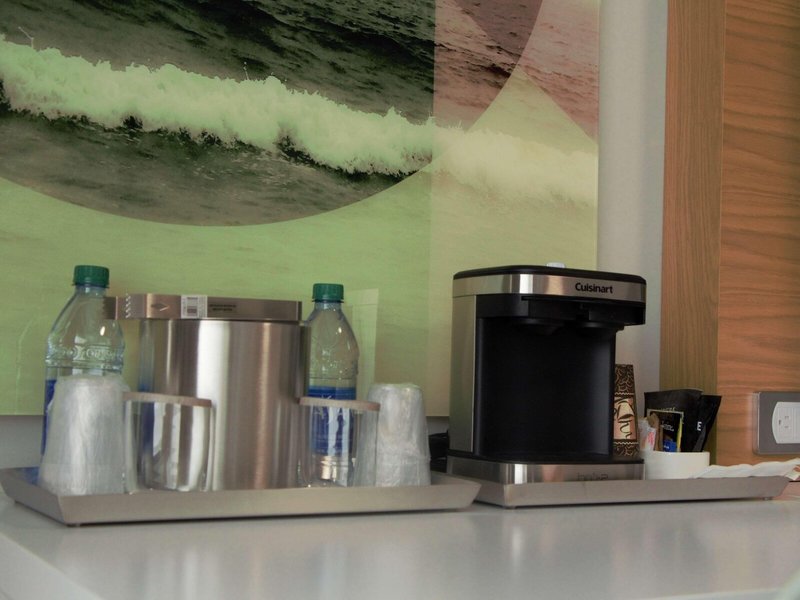 Radisson Resort Miami Beach 35