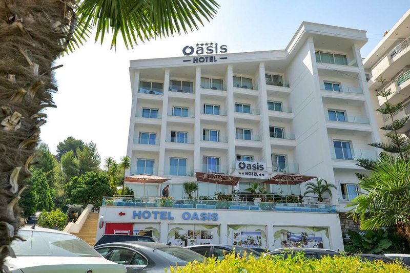 Hotel Oasis 1
