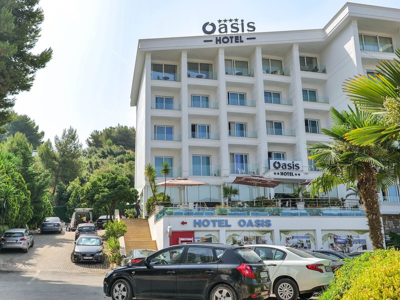 Hotel Oasis 3