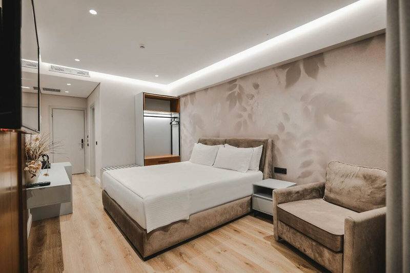 Hotel Oasis 12