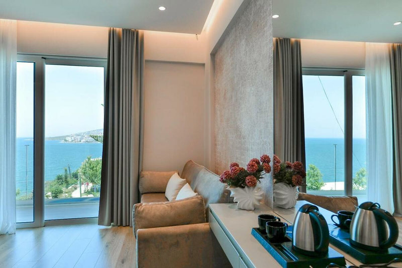 Hotel Oasis 13