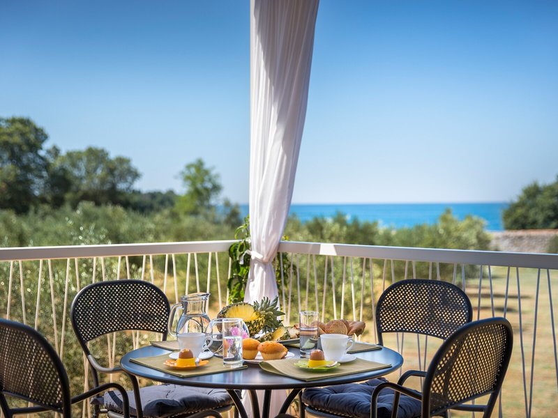 Mirami Family Village 16