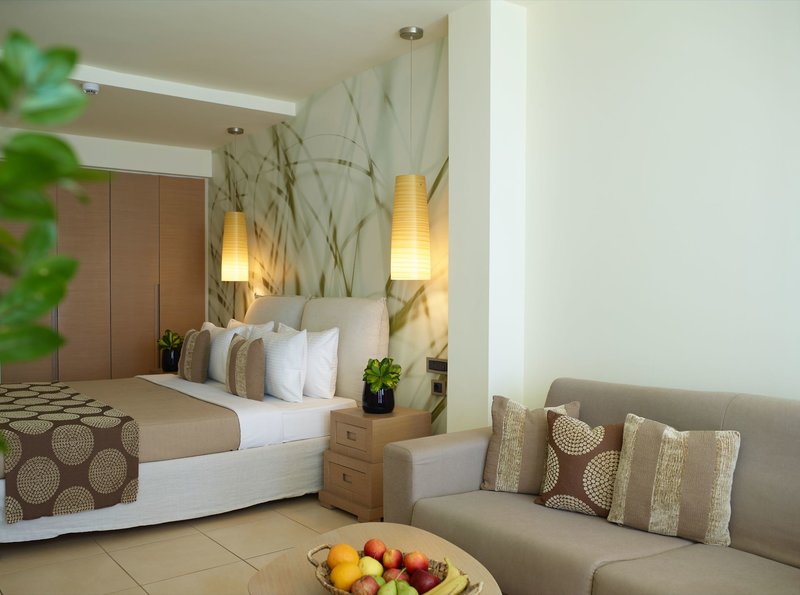 Ixian Grand & All Suites 30