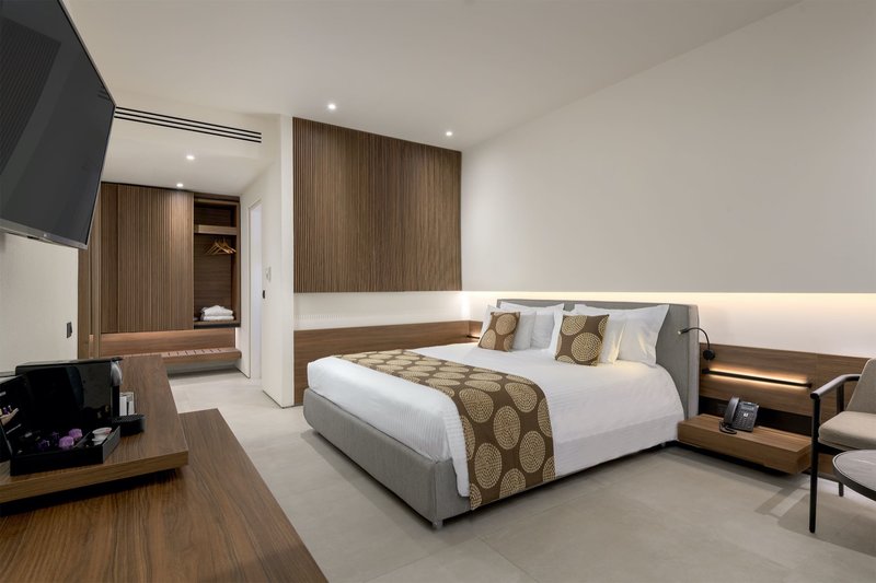 Ixian Grand & All Suites 34