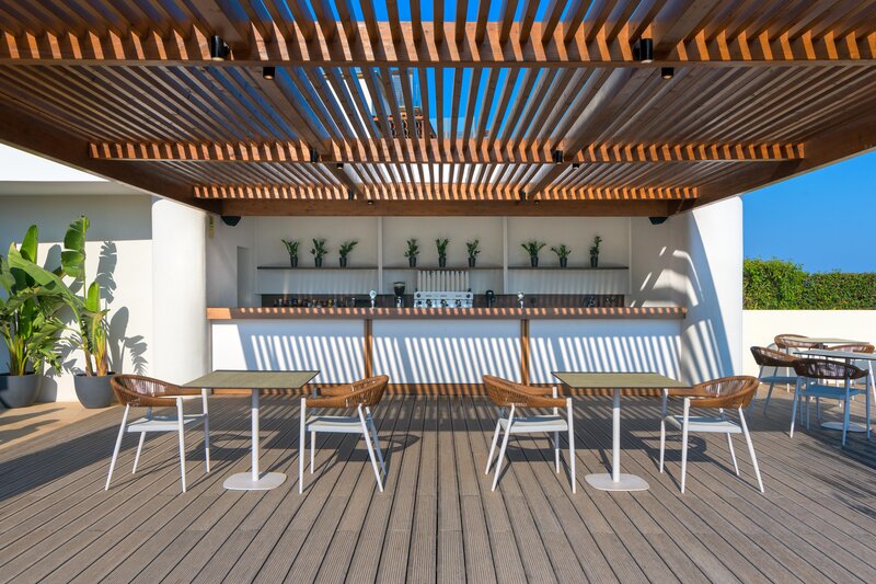 Ixian Grand & All Suites 14