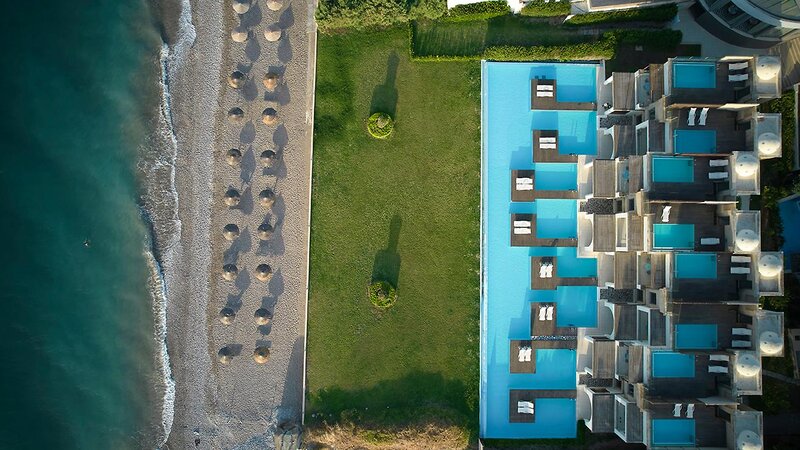 Ixian Grand & All Suites 19