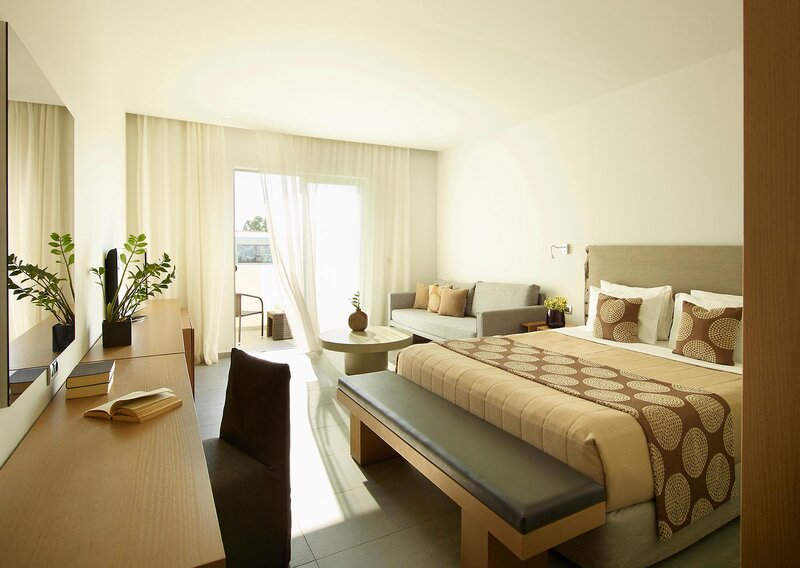Ixian Grand & All Suites 40