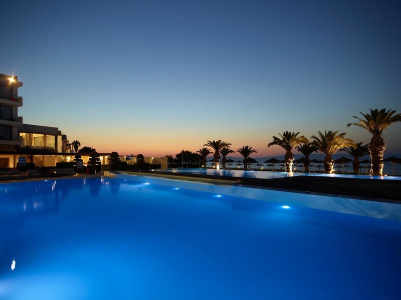 Ixian Grand & All Suites 8 - Outdoor Pool