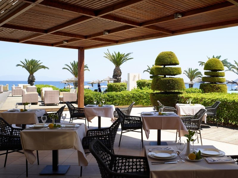 Ixian Grand & All Suites 15 - Restaurant