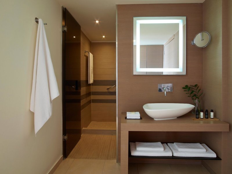 Ixian Grand & All Suites 37 - Room Example