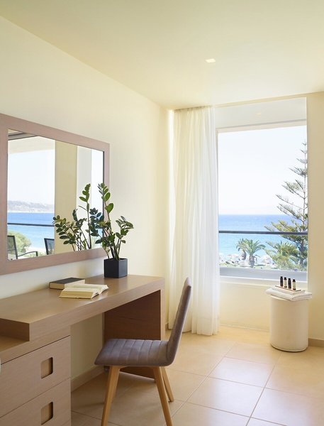 Ixian Grand & All Suites 39 - Room Example