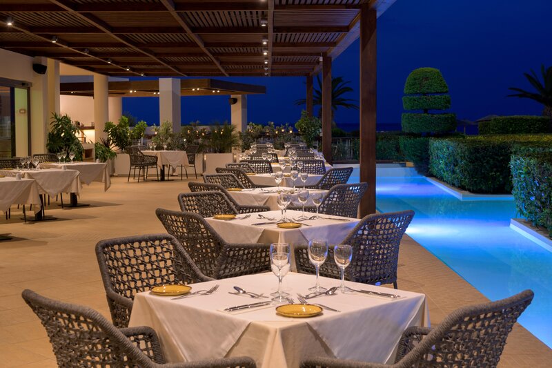 The Ixian Grand & All Suites 23