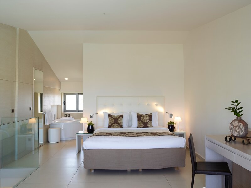 The Ixian Grand & All Suites 41