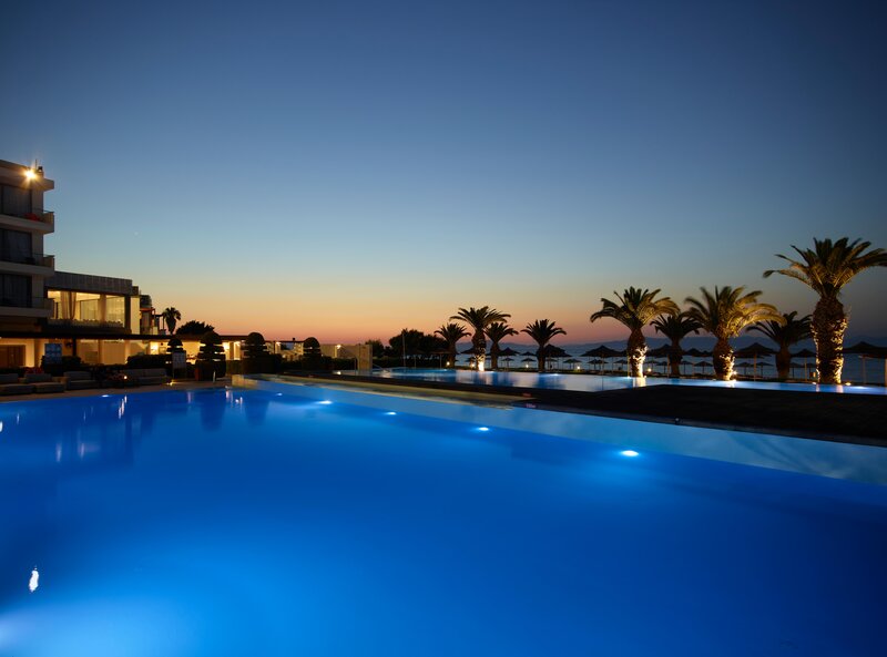 The Ixian Grand & All Suites 38